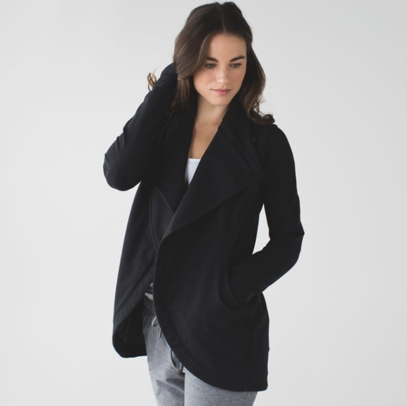 Lululemon That's A Wrap, Size 6 - Picture 2 of 15